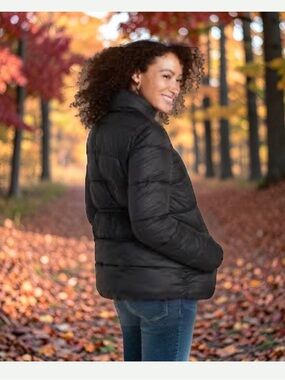 Old Navy Black Quilted Puffer Jacket Women's Size S Cozy Warm Puff Coat
